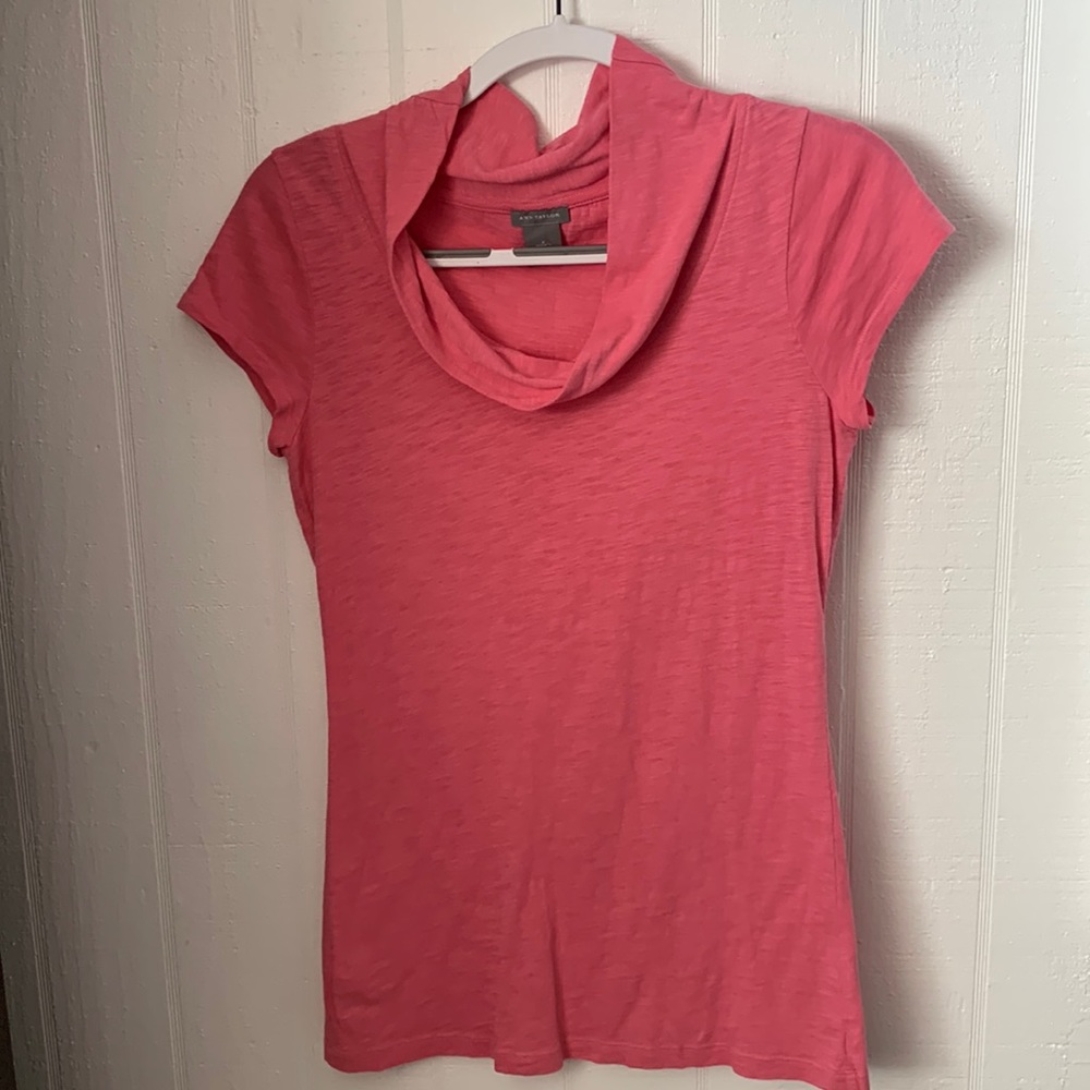 ⭐️Ann Taylor Coral Short Sleeve Top Size Small